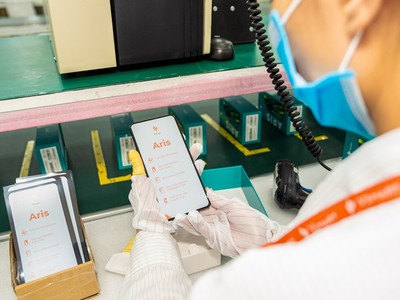 Vào nơi "khai sinh" smartphone 5G đầu tiên của Việt Nam