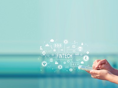 Các sản phẩm, dịch vụ ngân hàng số hiện chưa thực sự đa dạng về chủng loại, mức độ ứng dụng công nghệ còn thấp. Ảnh: Shutterstock