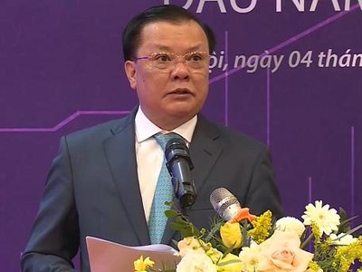 Bộ trưởng Bộ Tài chính Đinh Tiến Dũng tham dự và nêu 6 nhiệm vụ cho ngành chứng khoán năm 2021