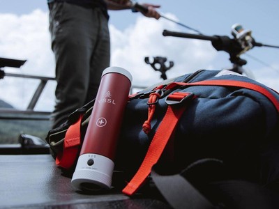 VSSL: Chiếc bình đựng 40 đồ vật cứu hộ siêu nhỏ gọn