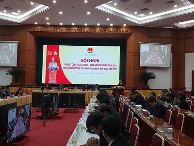 Theo số liệu vừa được Bộ Tài chính công bố, năm 2020, nhằm hỗ trợ tổ chức, cá nhân, doanh nghiệp vượt qua khó khăn do đại dịch Covid-19, ngân sách nhà nước (NSNN) đã miễn, giảm, gia hạn 123.600 tỷ đồng tiền thuế, thuê đất, phí và lệ phí.