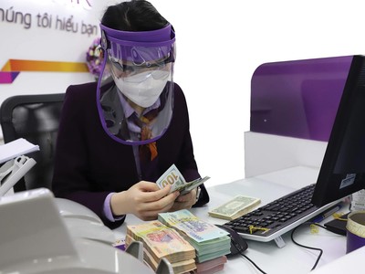 Thu nhập ngoại hối của các ngân hàng có thể giảm năm nay