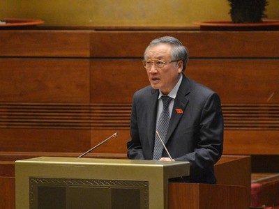 Chánh án Toà án nhân dân Tối cao Nguyễn Hoà Bình.