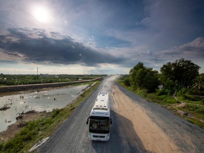 Đến ngày 31/12/2020, Dự án đường cao tốc Trung Lương – Mỹ Thuận đã hoàn thành 1,4/51,5km mặt đường bê tông nhựa; mặt đường cấp phối đá dăm: 43,4 km/51,5 km; cơ bản hoàn thành 39 cầu trên tuyến chính với tổng chiều dài là 6,7 km; bố trí đầy đủ cọc tiêu, biển báo, hệ thống chóp nón, dây phân làn và nhân lực đảm bảo giao thông.