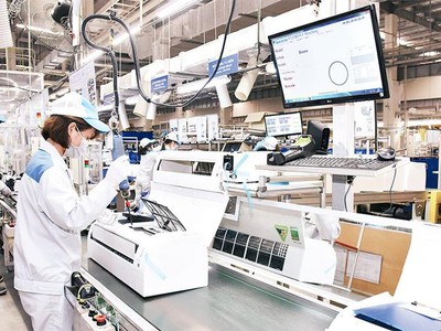 Giải pháp hỗ trợ tốt nhất trong thời điểm hiện nay mà doanh nghiệp cần là tháo gỡ mọi rào cản, khó khăn, để doanh nghiệp, người dân thuận lợi trong lựa chọn và thực hiện các quyết định kinh doanh mới.