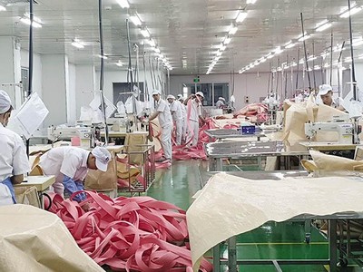 Dây chuyền sản xuất của Nhựa An Phát Xanh - công ty con của Tập đoàn An Phát. Ảnh: Đức Thanh