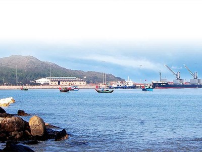 Khu kinh tế cảng biển Hòn La tạo điều kiện cho thu hút đầu tư vào lĩnh vực công nghiệp của Quảng Bình