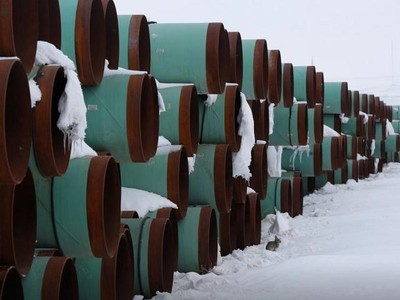 Kho chứa đường ống dùng thi công dự án Keystone XL tại làng Gascoyne, bang North Dakota, Mỹ vào tháng 1/2017. Ảnh: Reuters
