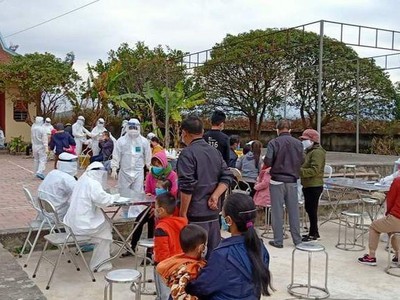 Cơ quan chức năng triển khai lấy mẫu xét nghiệm trên diện rộng tại thị xã Kinh Môn bắt đầu từ ngày 31.01