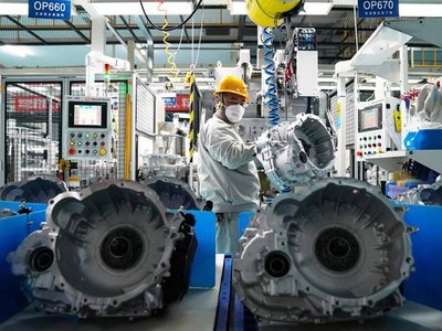 Năm 2020, Việt Nam chi 37,52 tỷ USD nhập khẩu máy móc, thiết bị, trong đó chiếm gần 50% từ Trung Quốc.