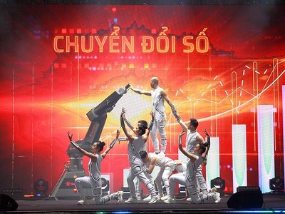 Chạy đua M&A vì áp lực chuyển đổi số, nhìn từ thương vụ Vingroup mua nhà máy của LG Electronics