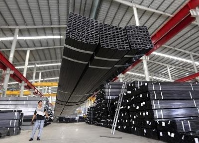 Bộ Công Thương đã ban hành quyết định miễn trừ áp dụng biện pháp tự vệ cho gần 22.000 tấn thép nhập khẩu.