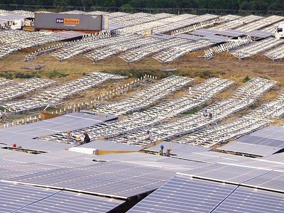 Dự án điện mặt trời đã phát triển ồ ạt trong thời gian gần đây. Ảnh: Đ.T