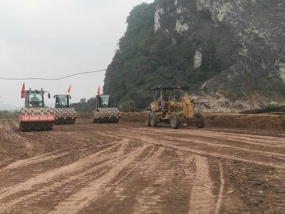 Thi công cao tốc Bắc - Nam phía Đông đoạn qua Thanh Hóa