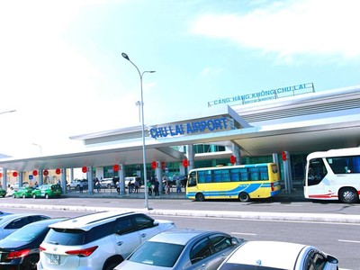 Cảng hàng không Chu Lai.