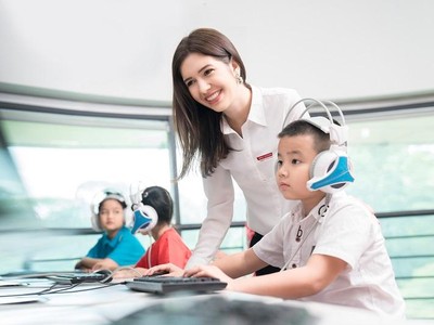 Các sản phẩm giáo dục của Apax Holdings với cốt lõi là ứng dụng công nghệ cao tiếp tục phát huy hiệu quả và thể hiện sự thích ứng linh hoạt trong thời điểm đại dịch Covid-19 trở lại.