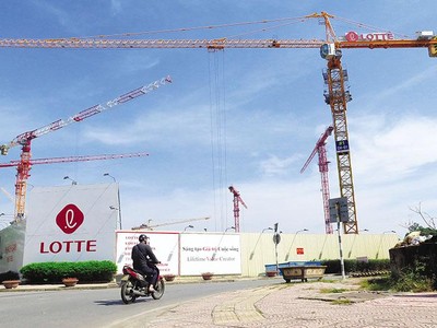Lotte đã chính thức được phép tiếp tục thực hiện Dự án Lotte Thủ Thiêm (TP.HCM), bên cạnh Dự án Lotte Mall tại Hà Nội đang được triển khai (trong ảnh). Ảnh: Chí Cường