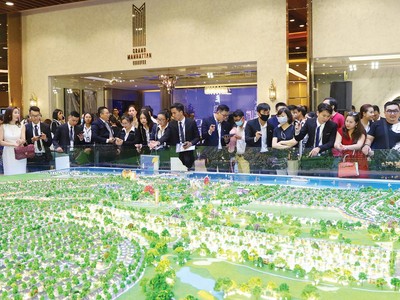 Doanh nghiệp bất động sản tuyển dụng cả nghìn nhân sự mới để mở rộng kinh doanh. Ảnh: Lê Toàn