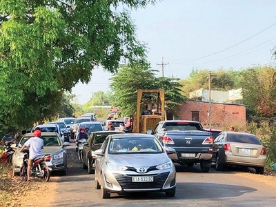 Cuộc chơi của “cò đất” vùng ven