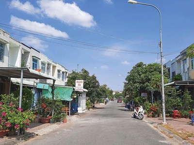 Nhiều hộ dân tại Khu dân cư Phú An (Cần Thơ) mua nhà trên 13 năm mà vẫn chưa có giấy chứng nhận quyền sử dụng đất