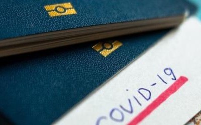 Các hãng hàng không, doanh nghiệp du lịch coi “hộ chiếu vắc-xin” là giải pháp cứu cánh để khôi phục thị trường hàng không, du lịch. 