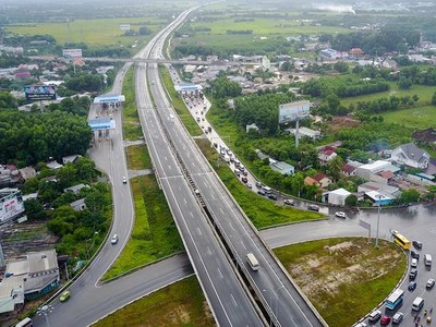 Một đoạn cao tốc Bắc - Nam đoạn Long Thành - Dầu Giây.