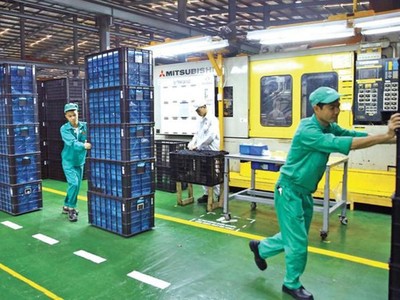 IMF cũng đã dự báo rằng, kinh tế Việt Nam sẽ tăng trưởng 6% trong năm nay.