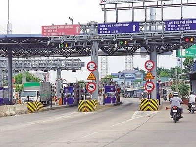 Trạm thu phí Dự án BOT mở rộng, nâng cấp Quốc lộ 14 qua tỉnh Đắk Lắk. Ảnh: A.M