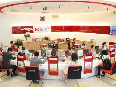 Quý I/2021, HDBank lãi trên 2.100 tỷ đồng, tăng 68%, thu dịch vụ tăng cao
