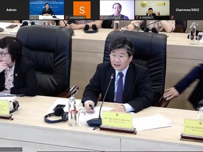 Ông Đỗ Nhất Hoàng, Cục trưởng Cục Đầu tư nước ngoài phát biểu tại Toạ đàm