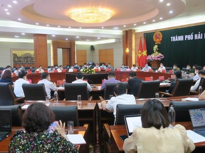 UBND TP Hải Phòng họp Ban chỉ đạo phòng chống dịch Covid-19 trong tình hình mới sáng 02/5