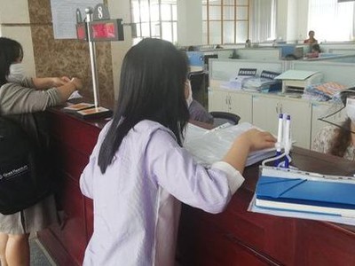 Tính đến trưa ngày 4/5/2021, cơ quan thuế Hà Nội đã tiếp nhận 98% hồ sơ quyết toán thuế TNCN so với dự kiến, trong đó, trên 60% số hồ sơ được nộp qua phương thức điện tử