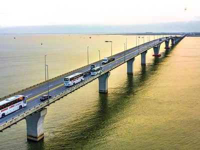 Cầu Tân Vũ - Lạch Huyện, cây cầu vượt biển dài nhất Việt Nam. Ảnh: Hồng Phong