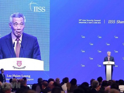 Thủ tướng Singapore Lý Hiển Long phát biểu tại Đối thoại Shangri-La năm 2019 ở Singapore. (Ảnh: AFP/TTXVN)
