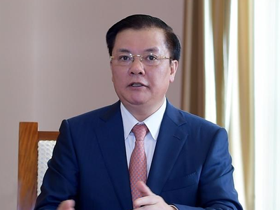 Bí thư Thành ủy Hà Nội Đinh Tiến Dũng yêu cầu, bằng mọi giá phải bảo đảm an toàn và tổ chức thành công kỳ thi tuyển sinh vào lớp 10 THPT công lập năm học 2021-2022.