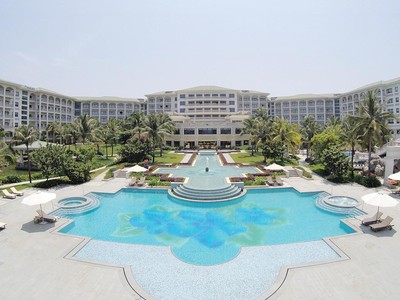 Dịch vụ lưu trú dự báo sẽ khó khăn kéo dài do thị trường du lịch vẫn chưa mở cửa cho du khách quốc tế.