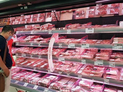 Thịt nhập khẩu phong phú về chủng loại, giá cạnh tranh, đóng gói tiện lợi, đầy đủ xuất xứ Ảnh: Đức Thanh