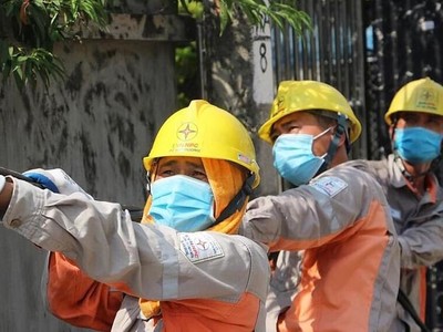 Công suất tiêu thụ điện trưa 18/6 lại lập đỉnh mới