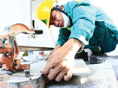 Công nhân Phục Hưng Holdings trong Hội thi “Thợ giỏi ngành xây dựng 2021”. Ảnh: Thành Nguyễn