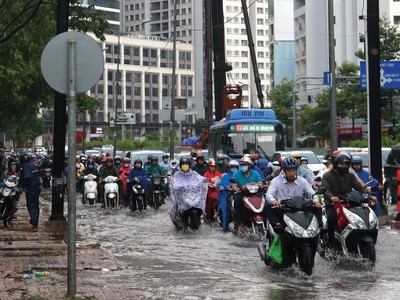 Giá nhà, đất thay đổi theo… nắng mưa