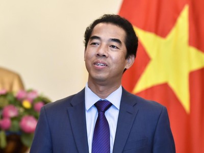 Thứ trưởng Ngoại giao Tô Anh Dũng