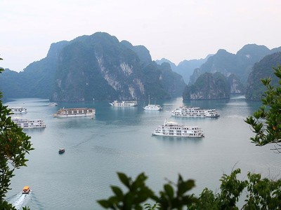 Đảo Titop nằm trong vịnh Hạ Long, thuộc thành phố Hạ Long, tỉnh Quảng Ninh. Ảnh: Chí Cường