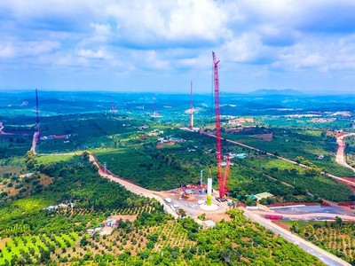 Thi công tại Dự án điện gió Ea H'leo, Đắc Lắk