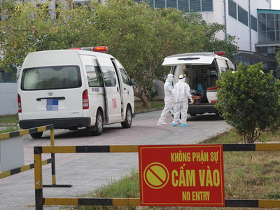 Theo CDC Hà Nội, chỉ trong 2 ngày xét nghiệm sàng lọc người về từ TP.HCM, Hà Nội đã phát hiện 18 trường hợp dương tính với SARS-CoV-2