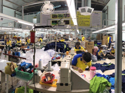  Ông Vũ Đức Giang, Chủ tịch Hiệp hội Dệt may Việt Nam: Chưa đến 1% được phủ vaccine, doanh nghiệp dệt may lo khó đáp ứng đơn hàng 