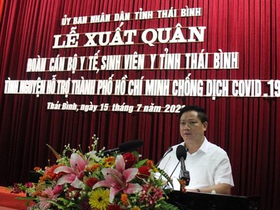 Chủ tịch UBND tỉnh Thái Bình Nguyễn Khắc Thận phát biểu tại buổi ra quân tình nguyện hỗ trợ TP. Hồ Chí Minh chống dịch Covid-19