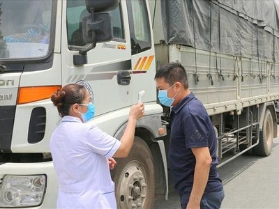 Cơ quan chức năng cần xem xét lại vấn đề cho thấu đáo và hợp lý. Tạo điều kiện thuận lợi cho việc vận chuyển hàng hóa của các doanh nghiệp vận tải