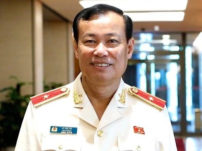 Tân Chủ nhiệm Ủy ban Quốc phòng An ninh của Quốc hội, Thiếu tướng Lê Tấn Tới - ( Ảnh: CAND). 