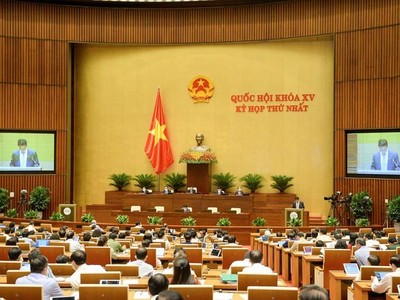 Một phiên họp toàn thể của Quốc hội nhiệm kỳ mới (Ảnh Quochoi.vn).