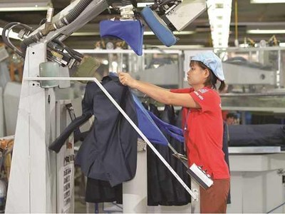 Việt Nam và Hoa Kỳ đã đạt được thỏa thuận về các hoạt động tiền tệ đã giải tỏa lo ngại về hàng hóa nhập khẩu từ Việt Nam bị áp thuế, trong đó có hàng dệt may.